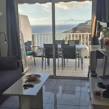 Sandra Amadores Puerto Rico (Gran Canaria)